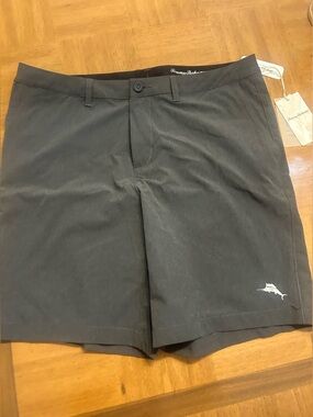 Brand New with Tags Tommy Bahama Men’s UPF 50 Shorts